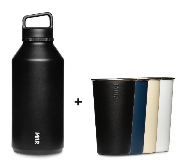 64oz-wm-bottle-4x-pint-cups-u7 64oz-bundle-04.png