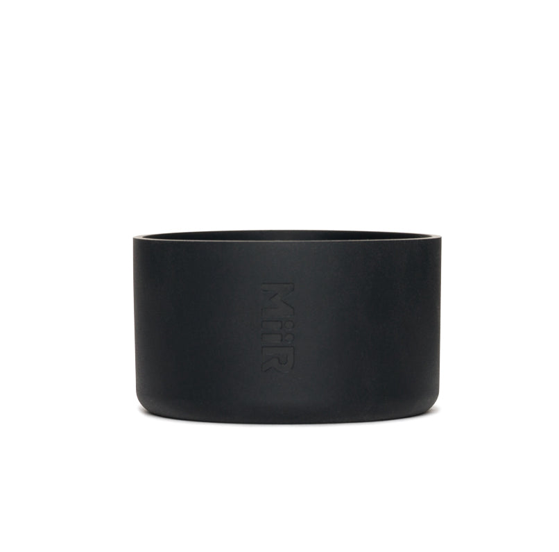 silicone-boot-p4 Silicone_Boot_32oz_42oz_Black_Studio_0821_SLB1PN34002_Front_22fbd7e0-94c1-4c9d-9f4e-6b60d37f6bce.jpg