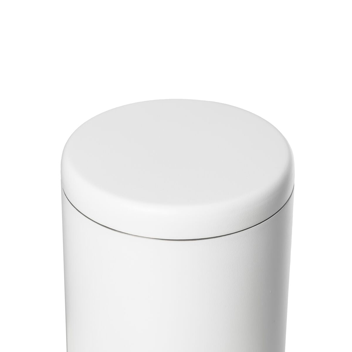 airlock-coffee-canister-x0 WebPDP-Airlock_Coffee_Canister__ACN2SVOS001_White_X2Studio_45_Deg_Lid_On.jpg