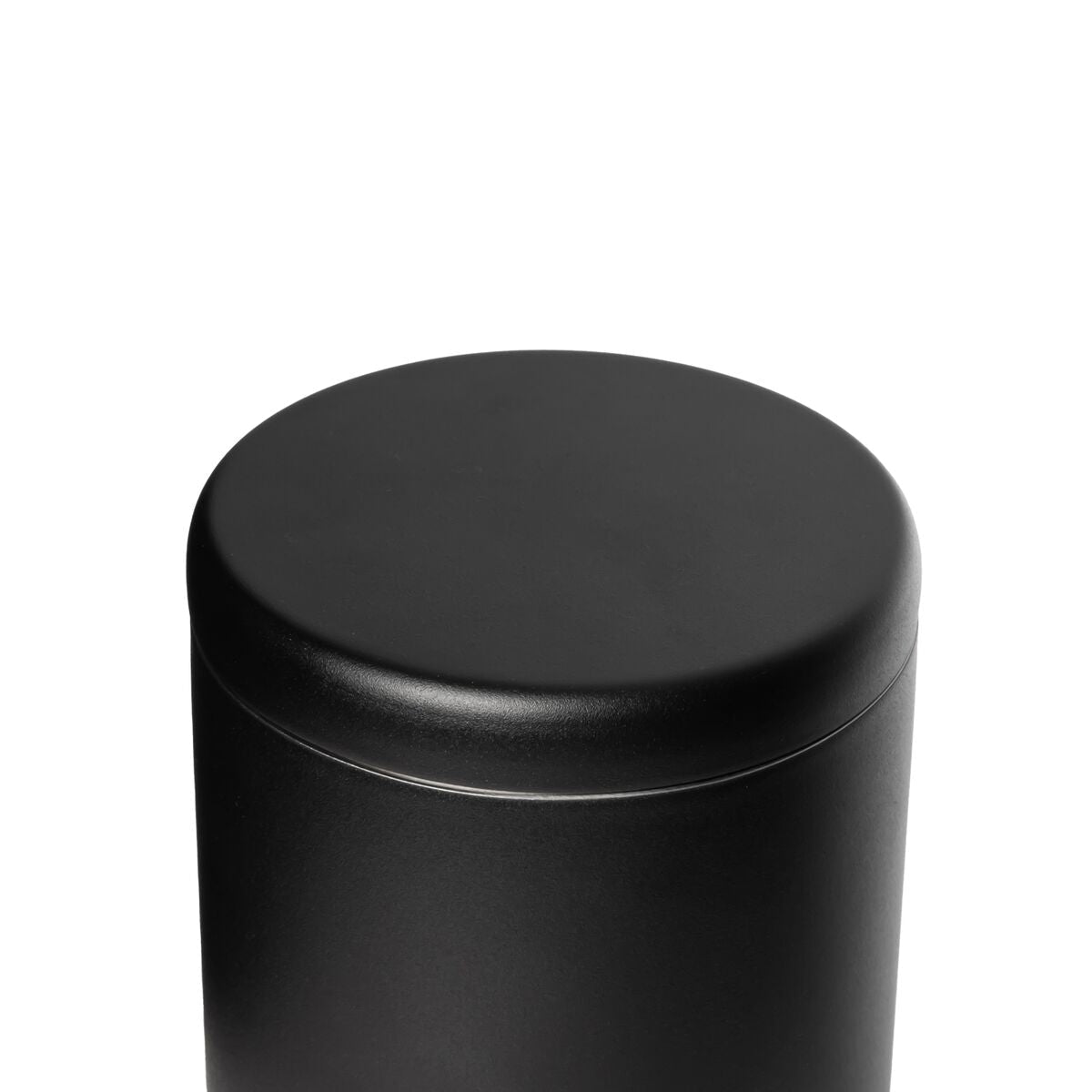 airlock-coffee-canister-x0 WebPDP-Airlock_Coffee_Canister__ACN2SVOS002_Black_X2Studio_45_Deg_Lid_On.jpg