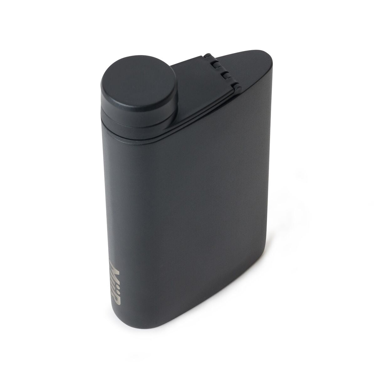 aero-flask-b1 WebPDP-Flask_Black_Studio_1022_45Deg_Closed__FLK1SSOS002.jpg