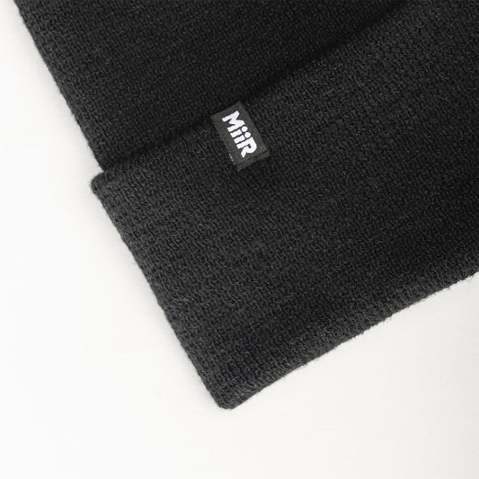 recycled-poly-fine-knit-beanie-b2 WebPDP-RecycledPolyFineKnitBeanie_Studio_TagDetail_Black__BNE005002OS.jpg