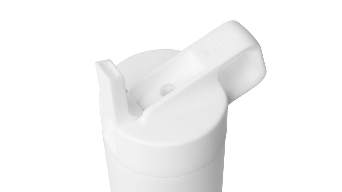 straw-bottle-a4 WebPDP-Straw_Lid_2_White_Studio_0221_45deg_Open__WMB2SL20001.jpg